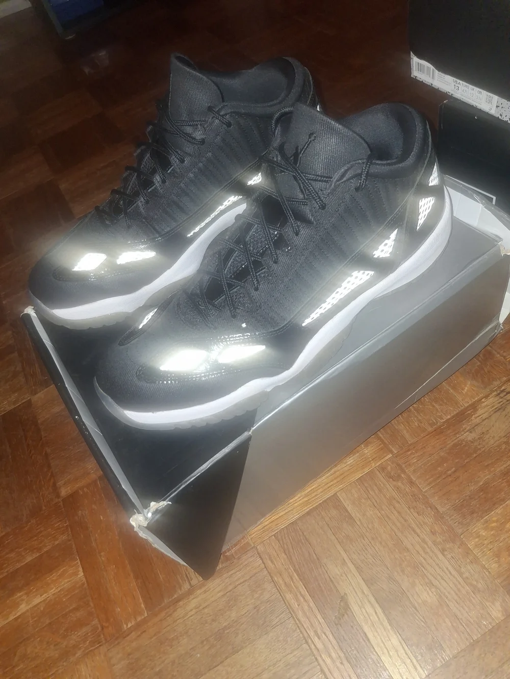 Jordan comfortable black